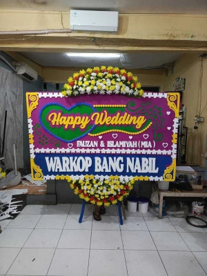 Papan Bunga di Kreo